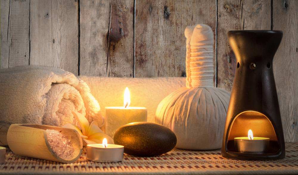 Aromatherapy massage service at home 